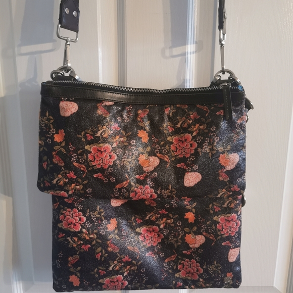 Nella Bella Purse - Picture 5 of 7